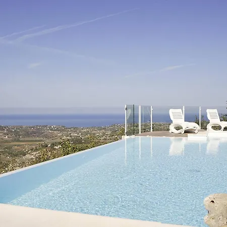 Вилла Del Poggio *