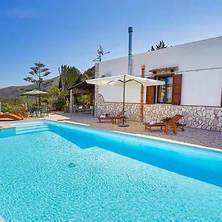 Вилла Del Poggio *