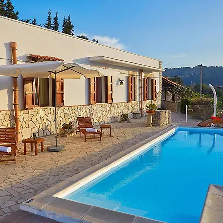 Del Poggio Вилла Скопелло