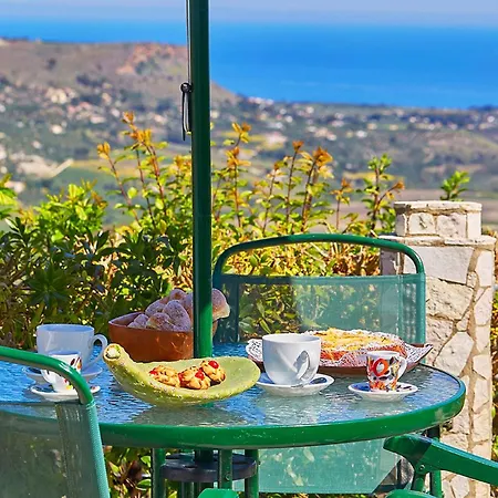 Вилла Del Poggio Скопелло